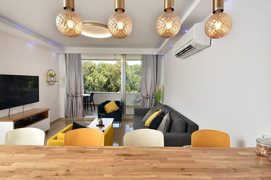 Appartement Achziv Sea & Sun à Gesher HaZiv Extérieur photo